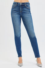 Load image into Gallery viewer, Risen Mid Rise Classic Skinny Jean in Medium Wash - Tummy Control - Plus + Regular
