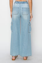 Load image into Gallery viewer, Risen Wide Leg Cargo Pant in Light Wash Denim - Cotton
