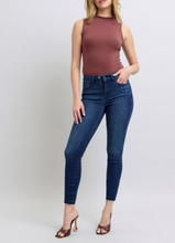Load image into Gallery viewer, Judy Blue Mid Rise Dark Wash Classic Skinny with Raw Hem
