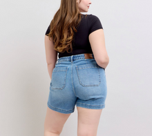 Load image into Gallery viewer, Judy Blue High Waist Vintage Wash Jogger Shorts

