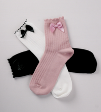 Load image into Gallery viewer, Scalloped Bow Crew Socks - Various

