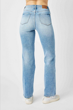 Load image into Gallery viewer, Judy Blue High Waist Tummy Control Straight Fit - Plus + Regular
