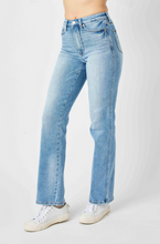 Load image into Gallery viewer, Judy Blue High Waist Tummy Control Straight Fit - Plus + Regular
