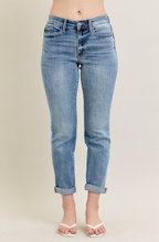 Load image into Gallery viewer, Judy Blue Mid Rise Bleach Cuffed Boyfriend Fit
