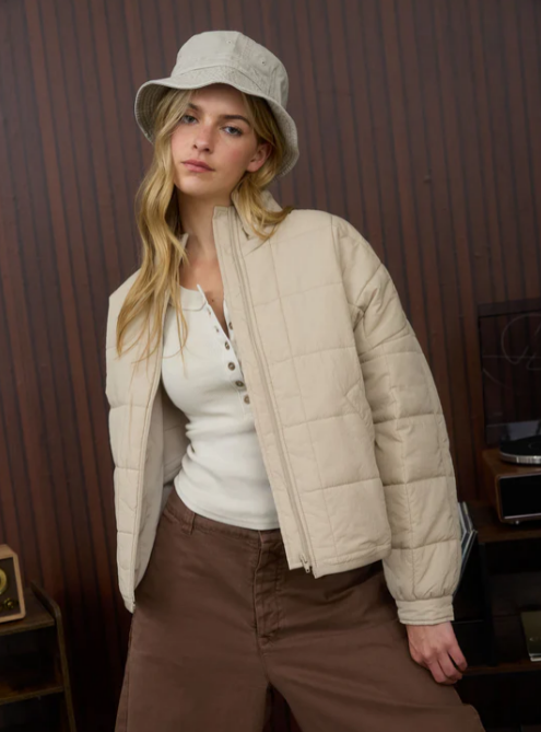 Lightweight Quilted Jacket in Khaki