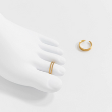 Load image into Gallery viewer, Double Toe Ring - Stainless Steel + 18K PVD Coated - Adjustable One Size
