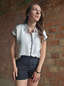 Ivory + Black Contrast Stitch Short Sleeved Button Front Top - Plus + Reg