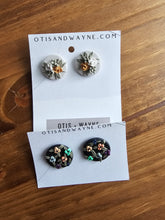Load image into Gallery viewer, Floral Stud Babes - Various
