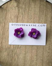Load image into Gallery viewer, Floral Stud Babes - Various
